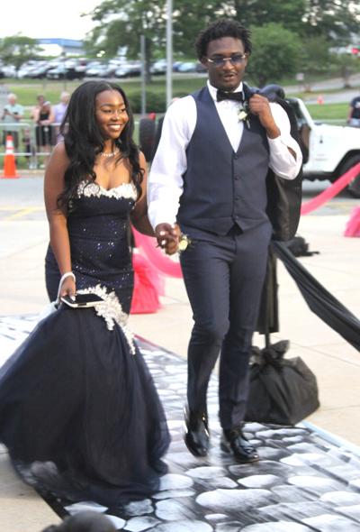 Virginia Prom Extra traffic expected as prom returns on Saturday | Education | yourgv.com