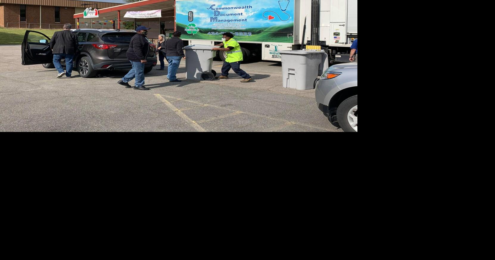 PHOTOS Vehicles line up for shred event in town of halifax Town of