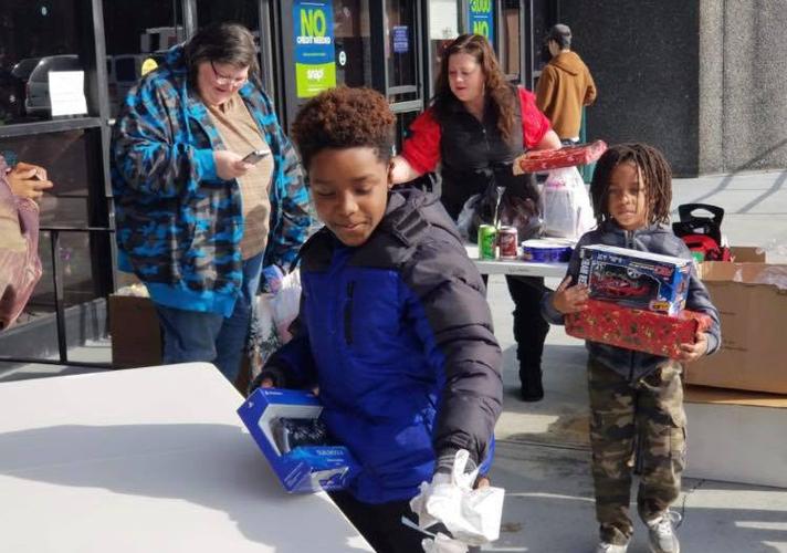 Winbush Racing Winbush Racing provides toys for dozens of children for Christmas ...