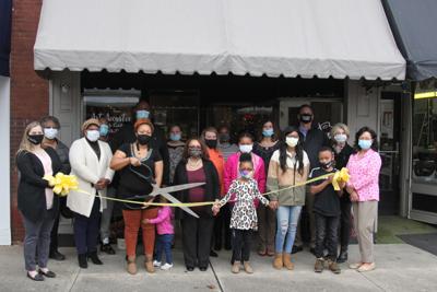 Art Acoustix celebrates new location