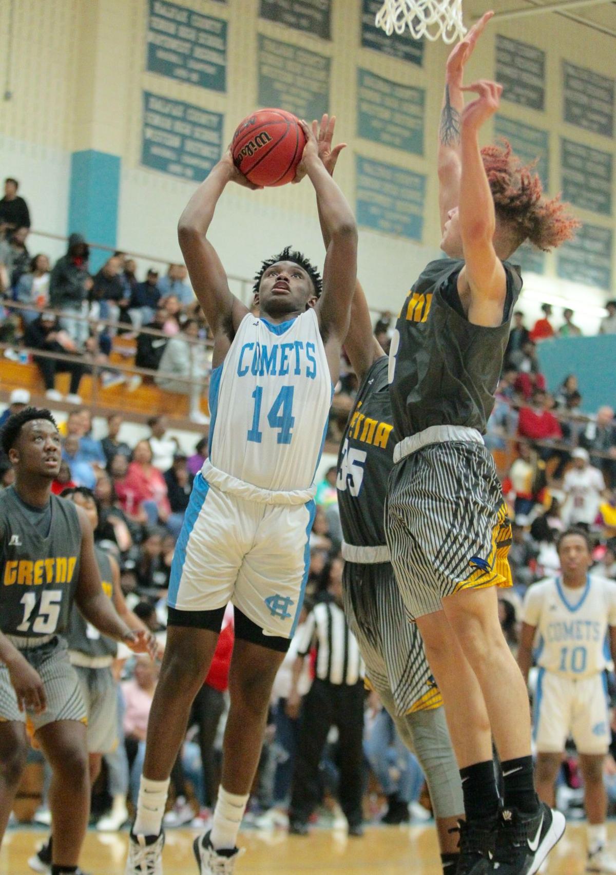 Hchs Person Hs To Meet In G V Holiday Classic Title Game Prep