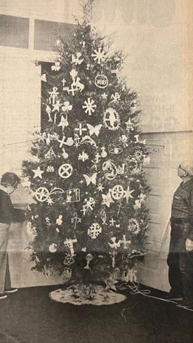 Christmas Village Display Tree — 731 Woodworks