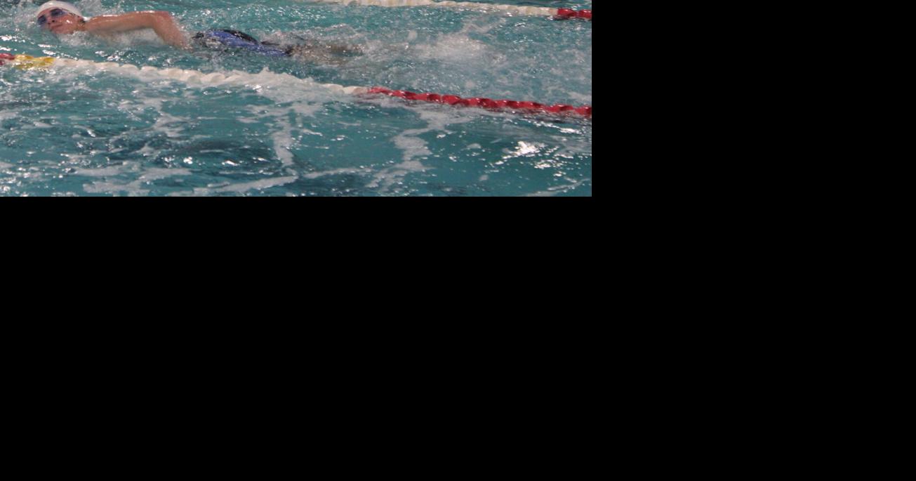 Comets swimmers pick up victories | Prep Sports | yourgv.com