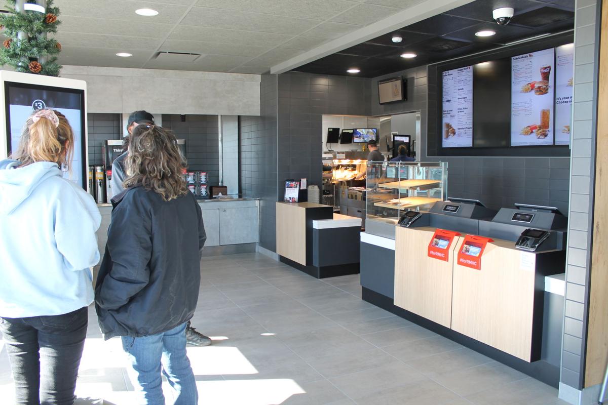After 1 Million Renovation New Mcdonald S In Riverdale Opens Local Business Yourgv Com