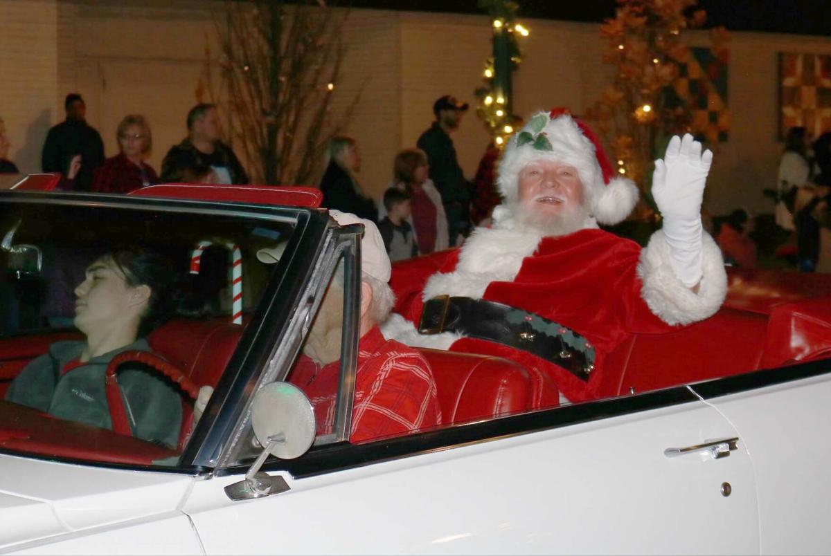 South Boston Va 2022 Christmas Parade Photos: South Boston Christmas Parade | Town Of South Boston | Yourgv.com