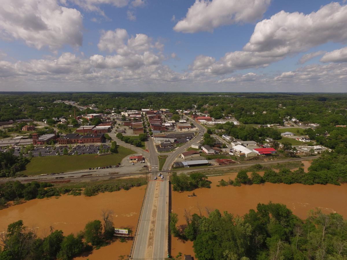 Severity Of Flooding Catches Businesses In Riverdale By Surprise Local News Yourgv Com