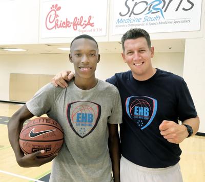 Slayton Earns Top Honors At Hoops Camps Local Sports Yourgv Com