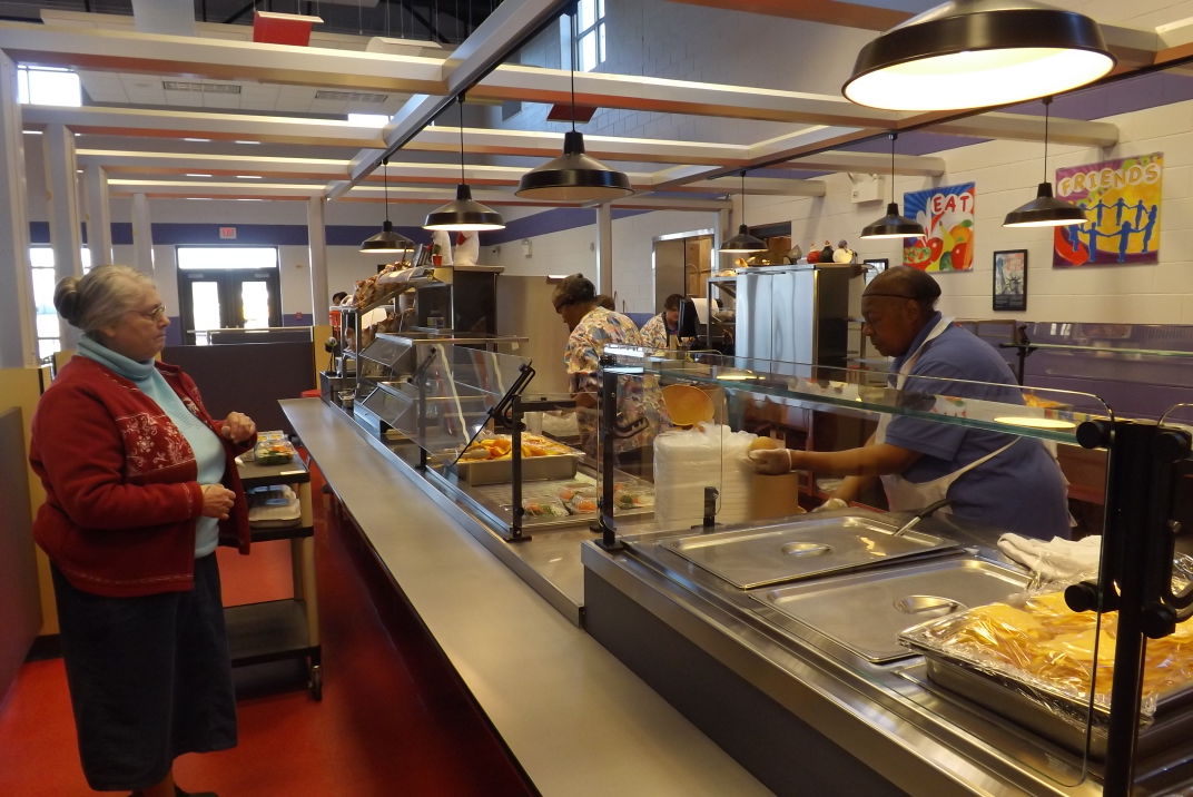 Board ponders transferring cafeteria workers to Sodexo payroll | Local ...