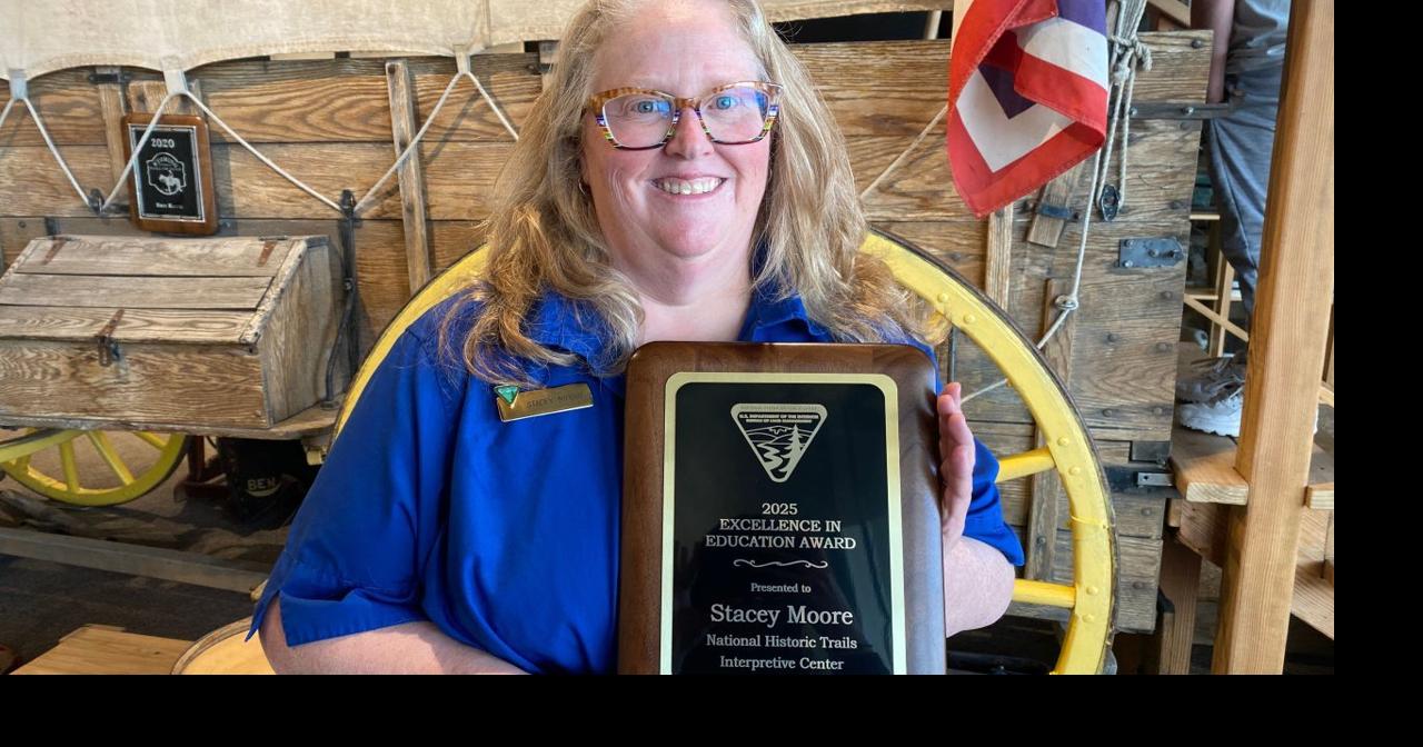 Casper educator wins BLM award for student docent program