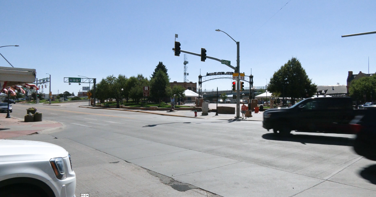 Loud cars in Cheyenne could be silenced with new city council ordinance